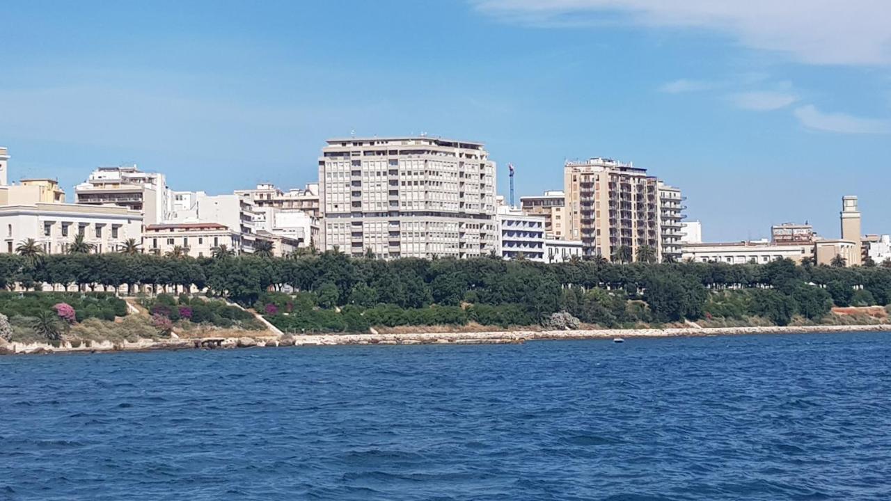 Amanda'S Panorama Apartment Taranto Exterior photo