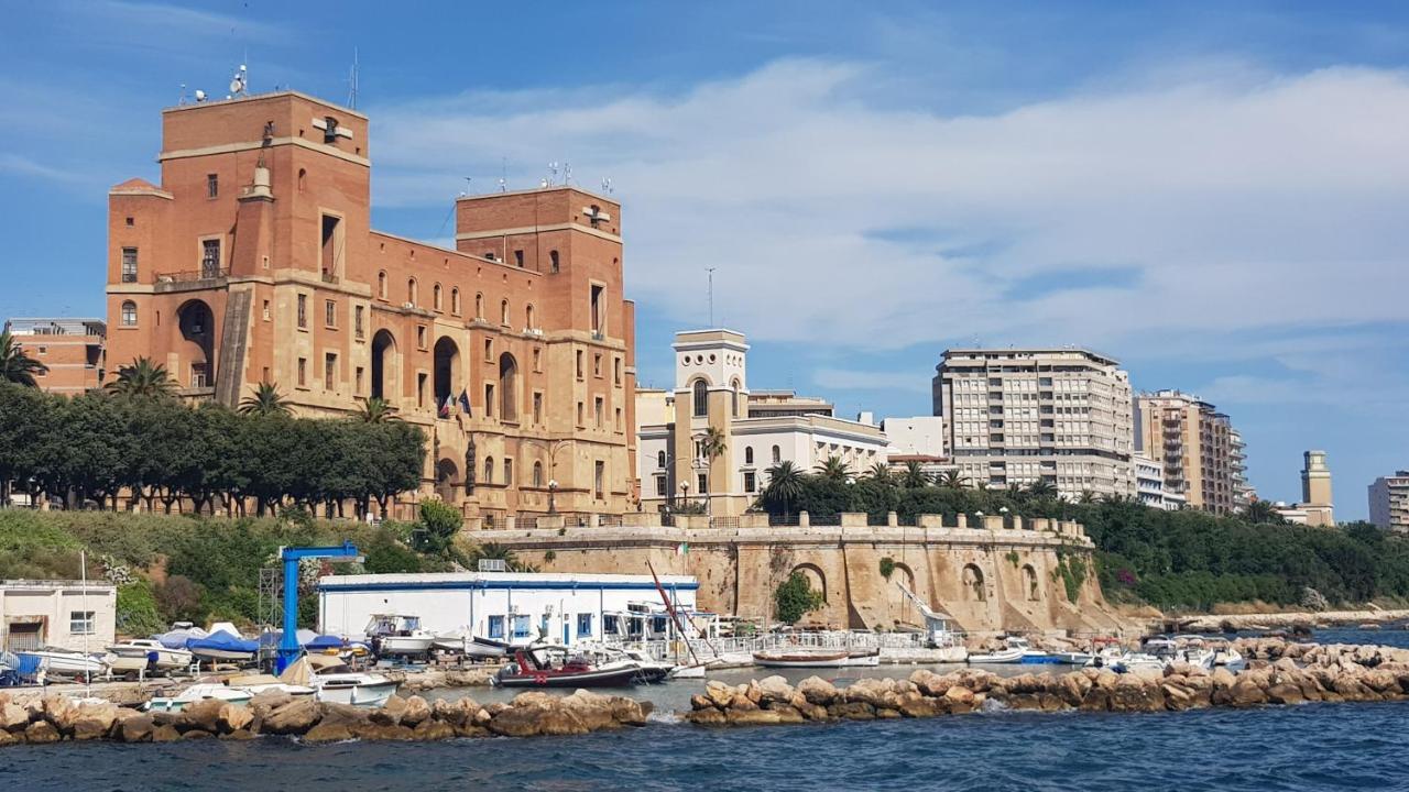 Amanda'S Panorama Apartment Taranto Exterior photo